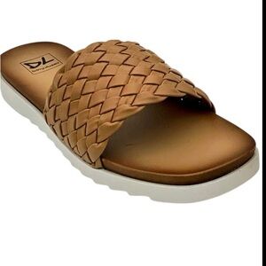 Chinese Laundry Women's Enjoy It Slide Sandals